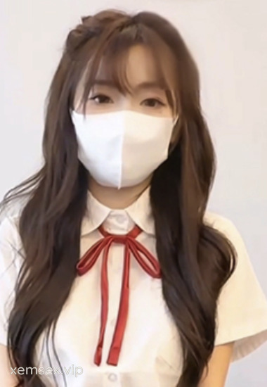 Zi Yi